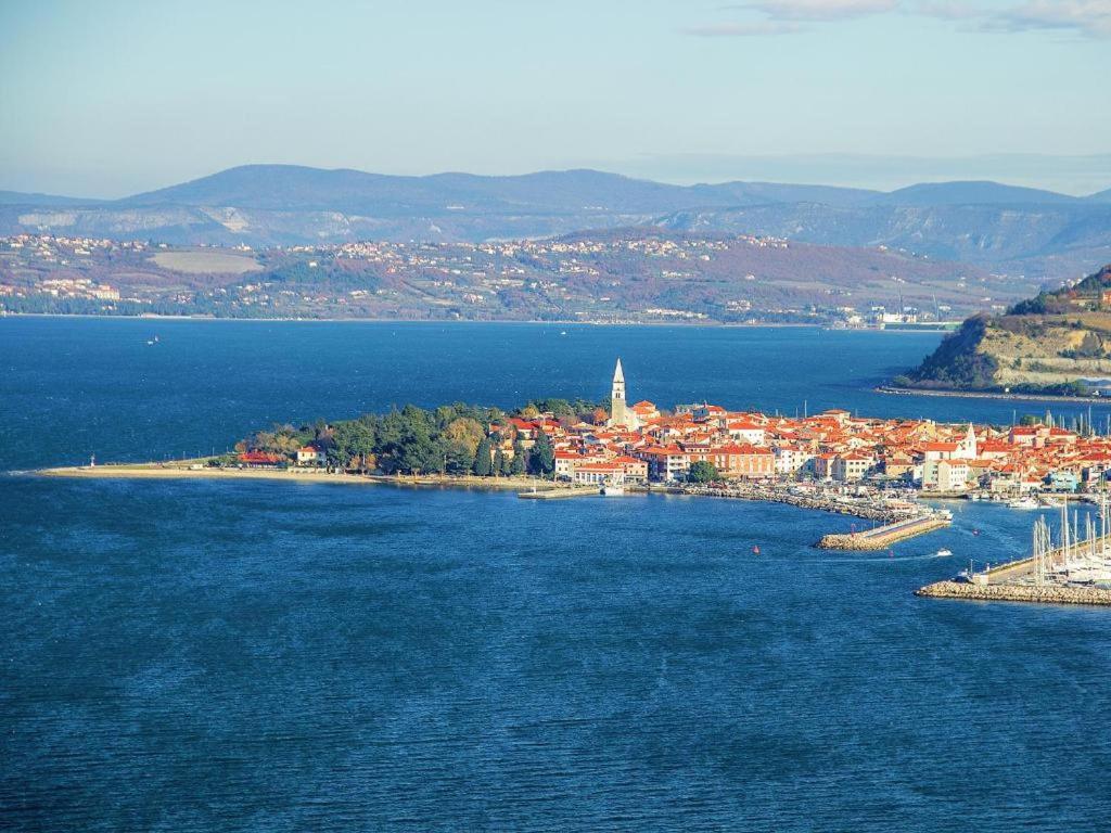 Villa Noa Jacuzzi & Sauna Izola Luaran gambar